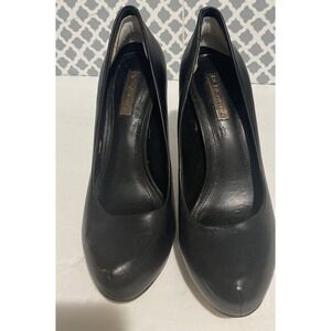 BCBGeneration Round Toe Classic Black High Heel Shoes 5 1/2